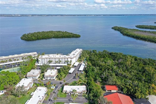 576 Sutton Pl,  Longboat Key, FL 34228