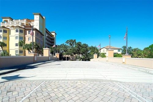 1921 Monte Carlo Dr Unit 603,  Sarasota, FL 34231