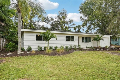 3182 Hatton St,  Sarasota, FL 34237