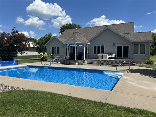 710 260th St,  Woodville, WI 54028