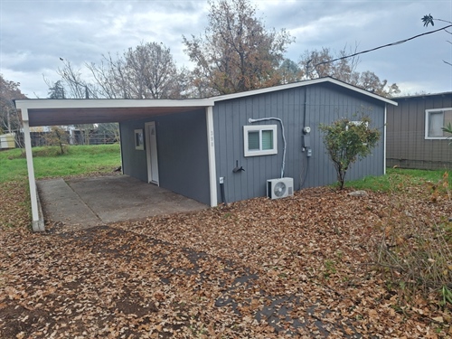 398 Schindler Street,  Clearlake Oaks, CA 95423