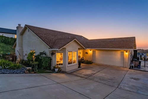 155 Hillside Pl,  Jackson, CA 95642