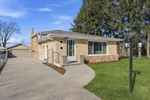 8930 Mcvicker Ave ,  Oak Lawn, IL 60453