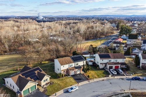 123 Boro Vu Drive, Northampton, PA 18067