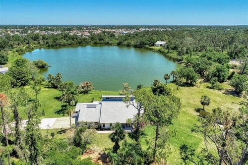 5885 Denison Dr,  Venice, FL 34293