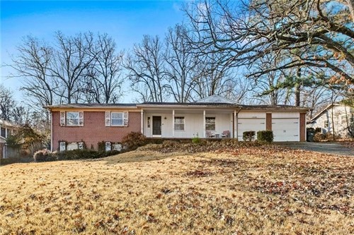 1223 E Hope St, Fayetteville, AR 72701