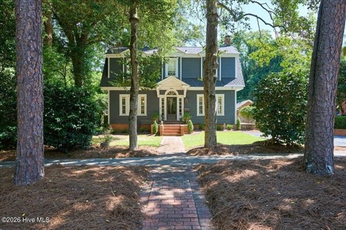 335 E Connecticut Ave,  Southern Pines, NC 28387