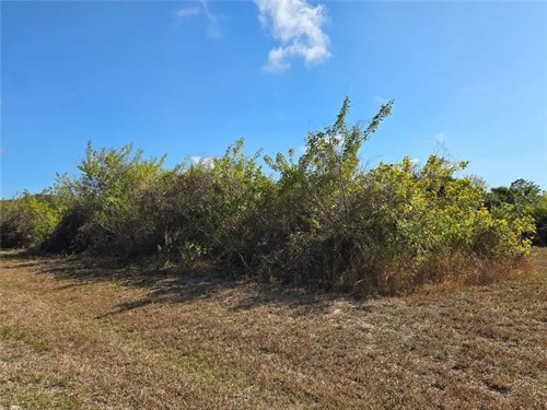 277 Baytree Dr,  Rotonda West, FL 33947