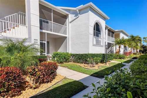 9470 High Gate Dr Unit 2212,  Sarasota, FL 34238