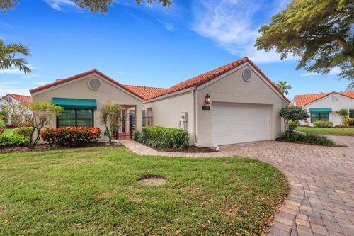 805 Reef Point Circle,  Naples, FL 34108