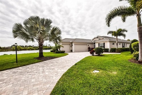 1580 Lancashire Dr,  Venice, FL 34293