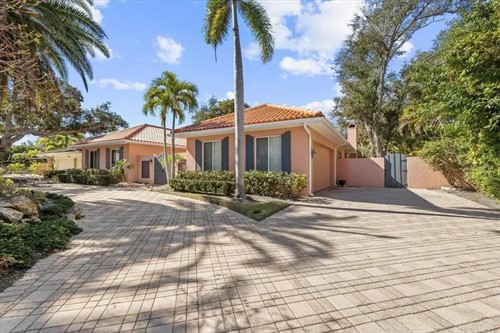 4939 Peregrine Point Way,  Sarasota, FL 34231