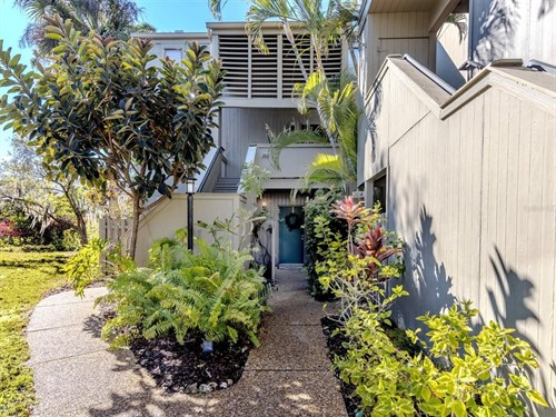 200 Woodland Dr,  Osprey, FL 34229