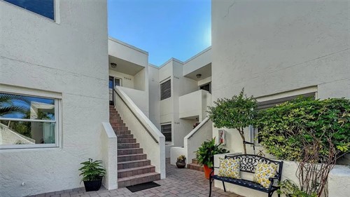 5196 Marsh Field Ln Unit 97,  Sarasota, FL 34235