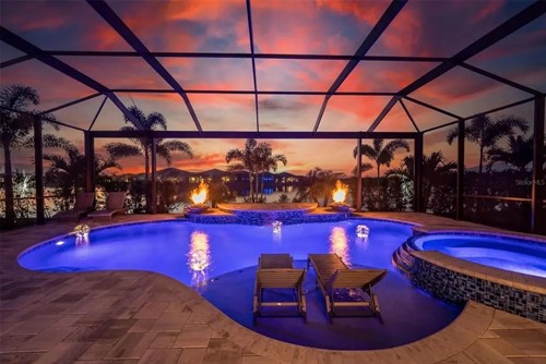 8134 Redonda Loop,  Lakewood Ranch, FL 34202