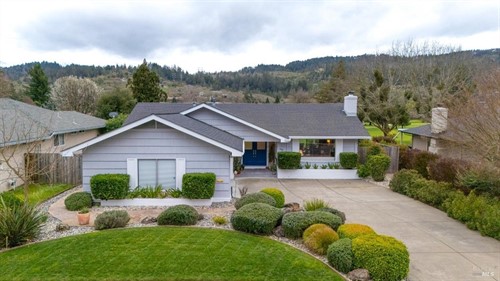 7140 Fairfield Dr, Santa Rosa, CA 95409