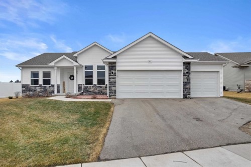 921 Sarah St, Belleville, WI 53508