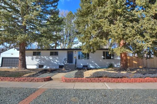 2708 Pennsylvania Ave.,  Colorado Springs, CO 80907