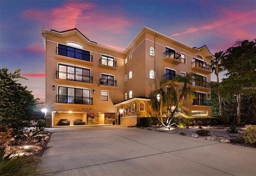 205 Golden Gate Pt Apt 401,  Sarasota, FL 34236