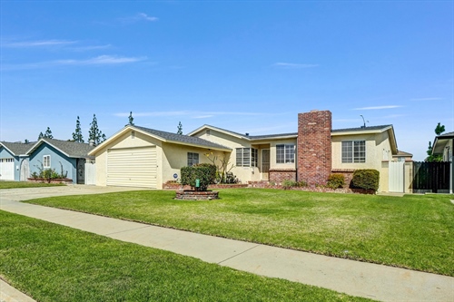 15132 Elmbrook Drive,  La Mirada, CA 90638