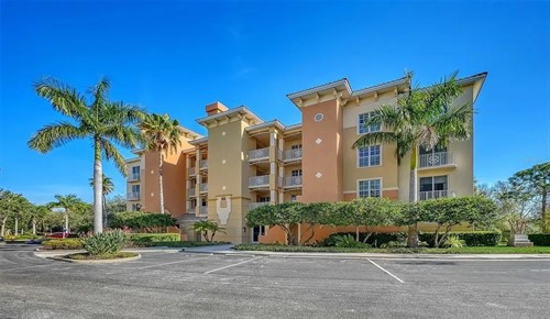 6465 Watercrest Way Unit 301,  Lakewood Ranch, FL 34202