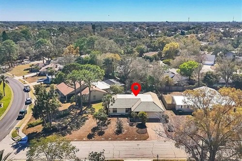 5603 Creekwood Dr,  Sarasota, FL 34233