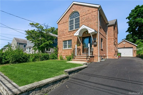 39 Croydon Rd,  Yonkers, NY 10710