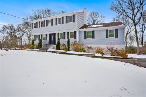 17 Moose Hill Road,  Trumbull, CT 06611