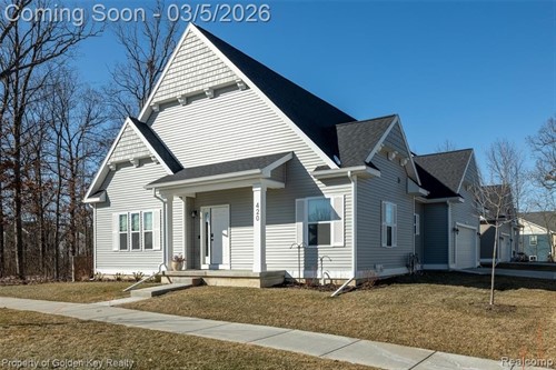 420 Dorchester Dr,  Howell, MI 48855