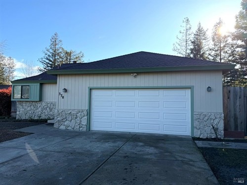 378 Brey Rd,  Santa Rosa, CA 95409