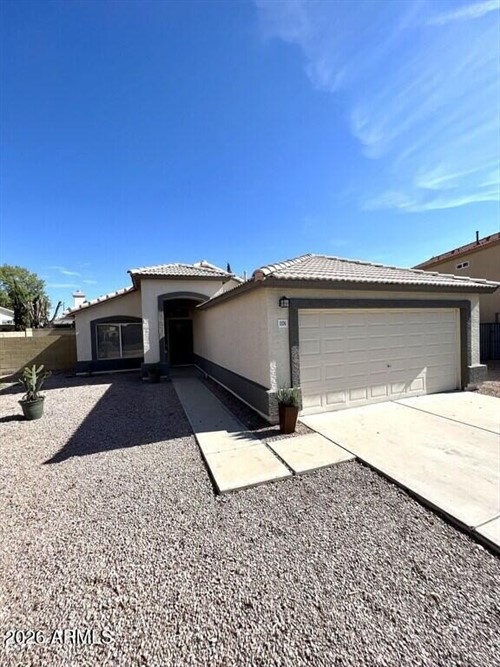 1376 E Tradewind Dr,  Gilbert, AZ 85234