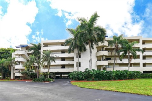 825 S Osprey Ave Apt 108,  Sarasota, FL 34236