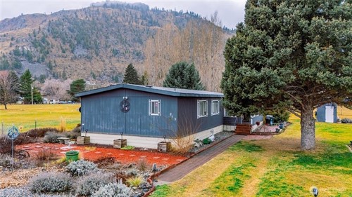 213 Davis Ave, Brewster, WA 98812