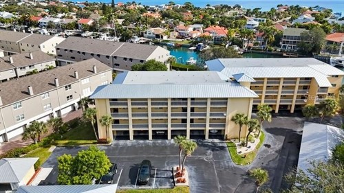 1125 Pinellas Bayway S Apt 205,  Saint Petersburg, FL 33715