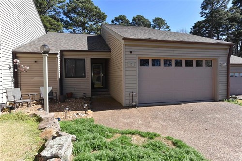 601 Woodlawn Dr Apt 2,  Fairfield Bay, AR 72088