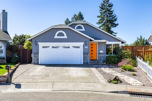 1301 Megan Pl,  Rohnert Park, CA 94928