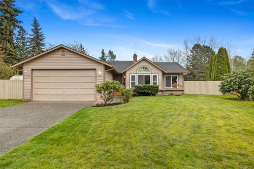 6134 88th Pl NE,  Marysville, WA 98270