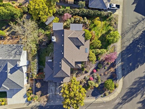 10010 Snowy Owl Way,  Auburn, CA 95603