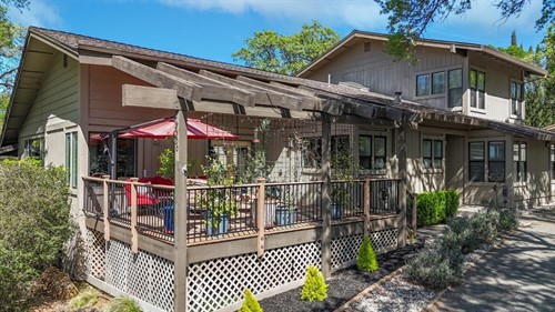 6200 Viewridge Dr,  Auburn, CA 95602