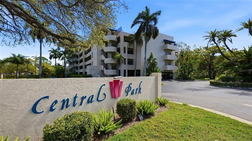 825 S Osprey Ave Apt 101,  Sarasota, FL 34236