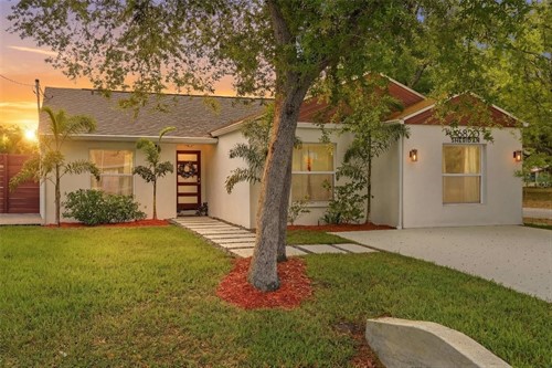 6820 S Sheridan Rd,  Tampa, FL 33611