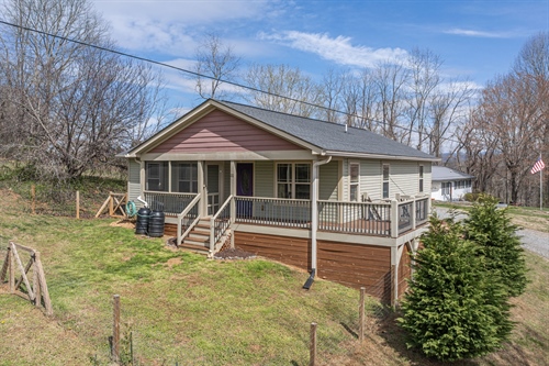 20 Golden Tree Lane, Asheville, NC 28806