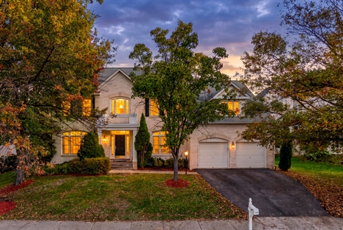 8302 Wolftrap Road,  Vienna, VA 22182