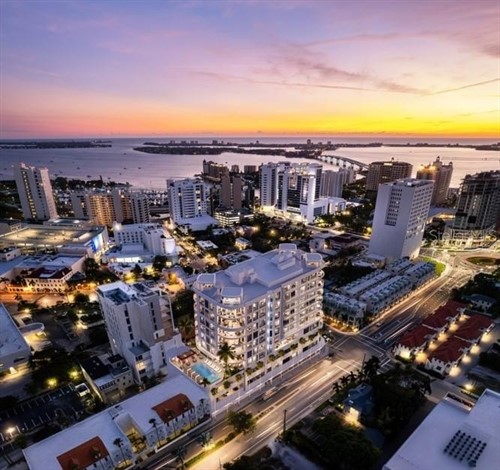 290 Cocoanut Ave Unit 703,  Sarasota, FL 34236