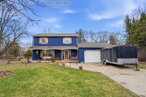 5371 Tulip Tree Ct,  Flint, MI 48532
