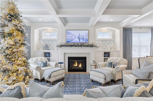 4358 Arbor Dr,  Woodbury, MN 55129