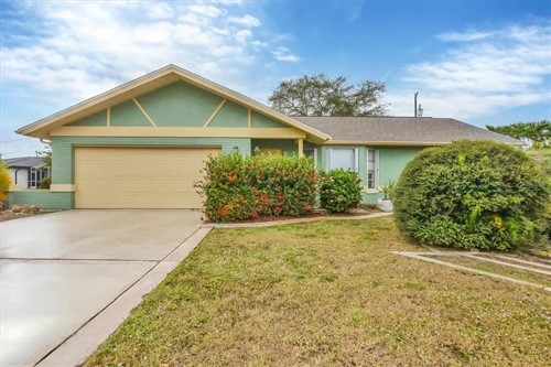122 SE 41st Ter,  Cape Coral, FL 33904
