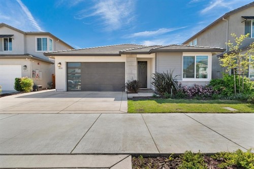 3026 Mulholland Dr, Lathrop, CA 95330