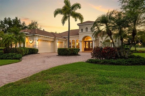 7026 Dominion Ln,  Lakewood Ranch, FL 34202