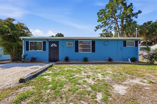 555 Artists Ave, Englewood, FL 34223